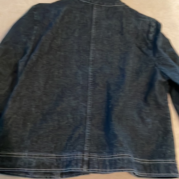 Denim Unique Jean Jacket - Picture 6 of 6